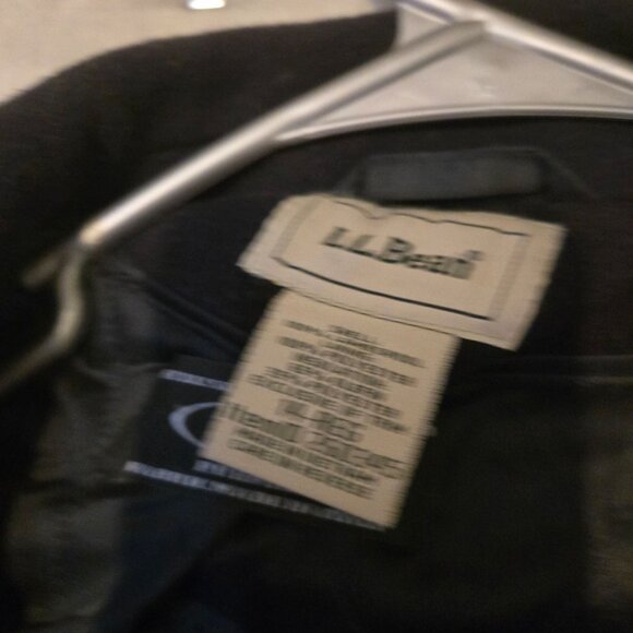 L.L. Bean Womens Black Wool Blend Double-Breasted Peacoat Quilted‎ Winter Jacket - Picture 7 of 7
